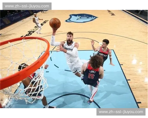 魔术内线得分62比38碾压奇才 禁区统治力尽显